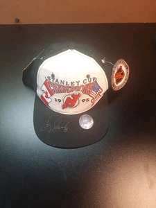 STARTER NEW JERSEY DEVILS 1995 STANLEY CUP CHAMPIONS MÜTZE HANDSIGNIERT CORY SCHNEI - Bild 1 von 7