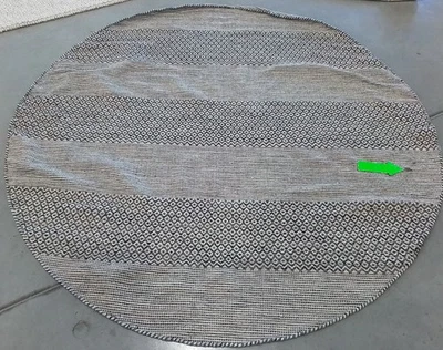 Alfombra manchada marfil/antracita 6'-0" x 6'-0" precio reducido 1172784881 MTK330N-6R Foto 1 de 4