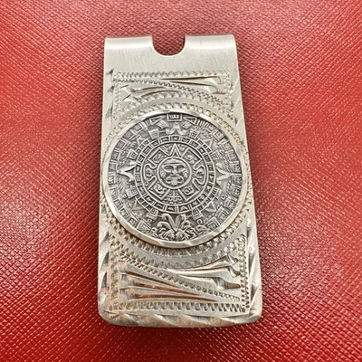VINTAGE 925 STERLING SILVER  DARK TONE CARVED AZTEC CALENDAR MEXICO MONEY CLIP - Image 1 of 4
