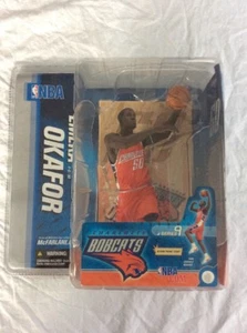 Figura de acción MCFARLANE NBA SERIE 9 2005 EMEKA OKAFOR 6" NUEVA EN PAQUETE - Imagen 1 de 6