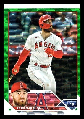 Jared Walsh 2023 Topps #439 Green Foil /499 Los Angeles Angels - Image 1 of 2