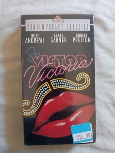 Victor Victoria 1982 MGM VHS Tape - Picture 1 of 4