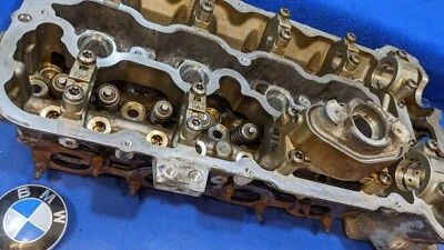 2009-2014 BMW 550i 750i X5 X6 F01 f02 E70 F10 E71 4.4L CABEÇA DE CILINDRO ESQUERDA fabricante de equipamento original - Imagem 1 de 4