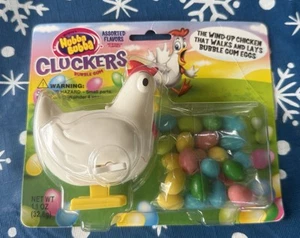 Hubba Bubba Cluckers Wind-Up Chicken EASTER BASKET!! Bubble Gum Eggs SEALED - Picture 1 of 4