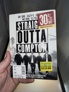 Straight Outta Compton - DVD - Sehr Gut - O'Shea Jackson Jr., Corey Hawkins, Jas - Bild 1 von 3