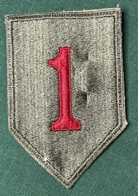 WW2 US Army Shoulder Patch 1st Infantry Division Cut Edge Original Guaranteed - Image 1 of 2