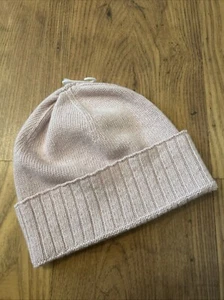 Bianco & Blu Cashmere Blend Pink Knitted Beanie Winter Hat Made In Italy NEW - Picture 1 of 7