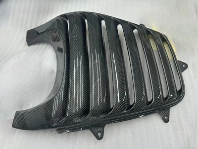Painel de ventilação traseiro de fibra de carbono Armadilo compatível com McLaren MP4-12C 650S - Imagem 1 de 3