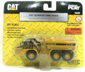 Norscot Equipped Play 1:87 Scale CAT 730 Water Tank Truck (55406) Die-Cast Model - Picture 1 of 5