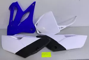 UFO Number Plate, 1 Shroud, 2 Side Panels Blue White w/Black Yamaha 19-23 YZ65 - Foto 1 di 1