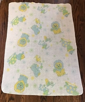 Vtg Pastel Circus Theme Baby Blanket Cotton Thermal Waffle Weave Woven - Image 1 of 4
