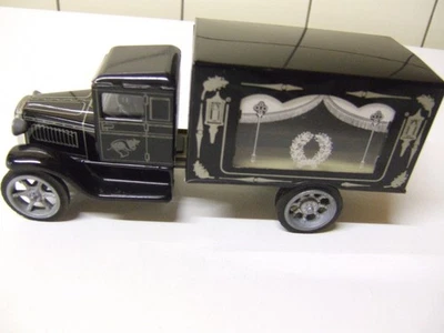 Modellauto Leichenwagen 1:32 Hawkeye Schwarz Blech - Bild 1 von 4
