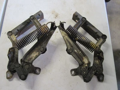 75 LINCOLN CONTINENTAL MARK 4 IV HOOD HINGES W/ SPRINGS OEM PAIR WORK GREAT Foto 1 de 2