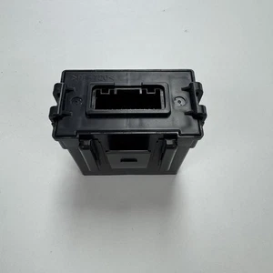 NISSAN QASHQAI J11 1.5 PETROL  TRACTION CONTROL MODULE UNIT 285T36UM0E - Picture 1 of 2