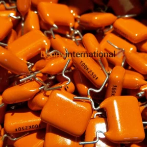 10x 100nF 250V MKT CAPACITORS PHILIPS 0.1uF Metalized Polyester Film - Picture 1 of 2
