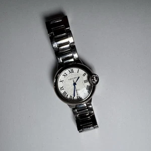 Vecceli Women’s Silver Quartz Roman Numeral Dress Watch Blue Hands Bracelet Band - Picture 1 of 14