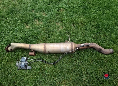 Used OEM 2014-18 Jeep Grand Cherokee 3.0L EcoDiesel SCR Exhaust Pipe 221AA47514D - Image 1 of 4