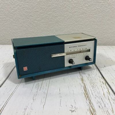 National Panasonic 6 Transistor Radio Model R8 Made in Japan WORKS & USED - Image 1 of 4