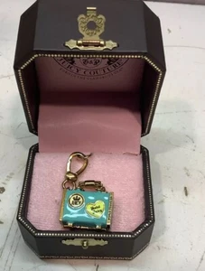 New JUICY COUTURE BRACELET CHARM/PENDANT-GOLD TONE SUITCASE - Picture 1 of 8