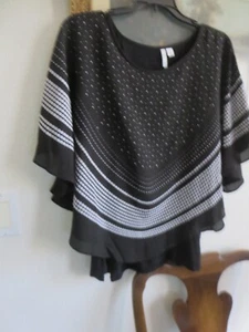 Damen Top Gr. M von ELLE zweilagiges Oberteil schwarz weiß Punkte Print - Bild 1 von 8