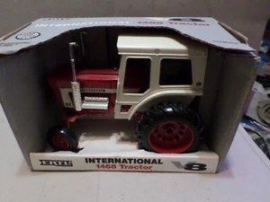 International Harvester 1468 V8 1/16 toy tractor #4600 WHITE CAB New In Box - Picture 1 of 5