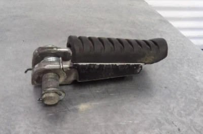 09-11 Kawasaki Ninja 650R EX650A estriba delantera derecha 34028-0128 Foto 1 de 3