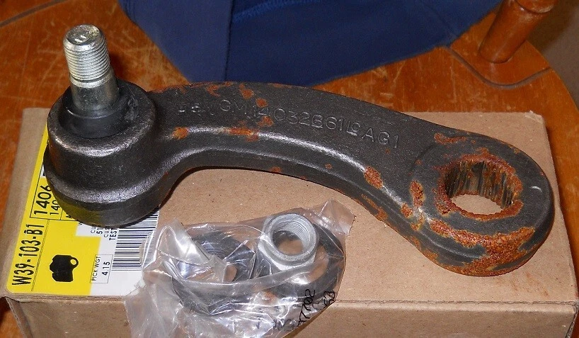 NOS 1983-93 Chevrolet Van With Power Steering Pitman Arm - Image 1 of 1