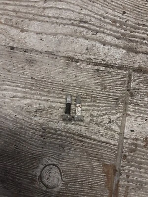 1986 86 85-90 KAWASAKI 454 LTD EN450 electric starter motor mounting bolts - Image 1 of 4