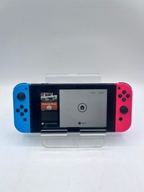 Nintendo Switch (HAC-001) 2017 32GB - Blue/Red Joycons