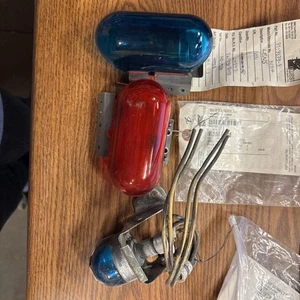 AIRCRAFT RED & BLUE LENS 31-3379-3 31-3379-1 30-0190-8               bin9 - Imagen 1 de 10