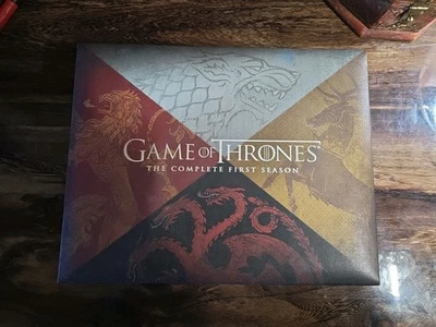 Game of Thrones: Complete First Season (Collector’s Edition w/ Egg) Blu-Ray - Image 1 of 2