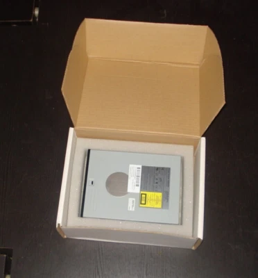 Compaq CD-ROM Drive LTN-486S IDE 1.0A/12V *BOXED* - Image 1 of 4