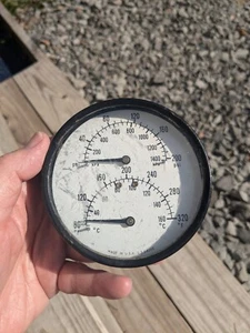 Vintage US Gauge USG  Sold As Is Temperature Gauge 80-320°F - Picture 1 of 8