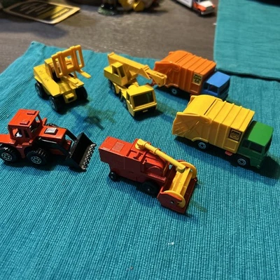 🔥🔥 Lesney Matchbox SUPERFAST Construction Vehicle Garbage Truck Lot Of 6 - Image 1 of 4