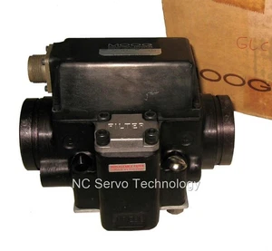 NOS Moog 72-314 Servo Valve New Old Stock Moog 1 Year Warranty NIB HTF - Picture 1 of 5