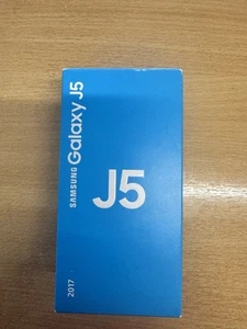 Samsung Galaxy J5 (2017) SM-J530F - 16GB - Black (Unlocked) - Afbeelding 1 van 6