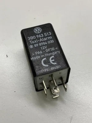 Relè VW PASSAT Variant B6 3C5 898984000 3B0963513 1.90 Diesel 77kw 23939617 - Immagine 1 di 2