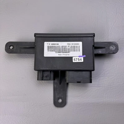 2004-2005 GMC ENVOY XUV REAR POWER WINDOW BODY HATCH CONTROL MODULE 15135560 - Image 1 of 4
