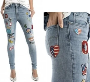 RARE - Levi's 721 High Rise Skinny w/Patches Jeans Size 27x32 - Picture 1 of 18