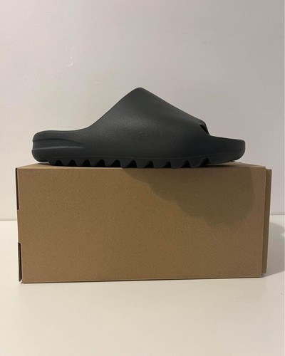 Adidas Yeezy Slide Onyx 10US
