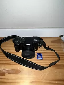 Panasonic LUMIX DMC-FZ5 5,0 megapixel fotocamera digitale nera non testata - Foto 1 di 6