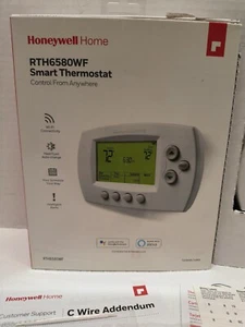 Honeywell Wi-Fi 7-Day Programmable Thermostat (RTH6580WF) - Picture 1 of 8