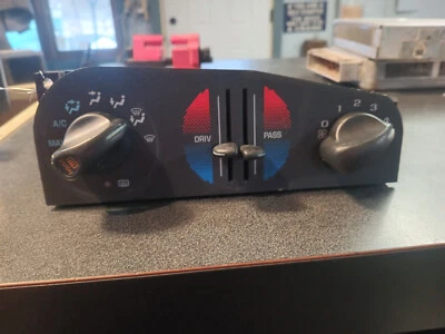 Chevrolet Lumina/Monte Carlo 1995-1999 doble zona climatizador P/N 16189531 Foto 1 de 4