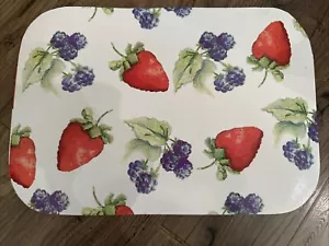 4 Vinyl Placemats Place Fruit Strawberries & Blueberries 9x13 - Picture 1 of 3