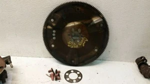 Volante automático de 2,5 L con pernos para 84-87 Pontiac Fiero - Imagen 1 de 12