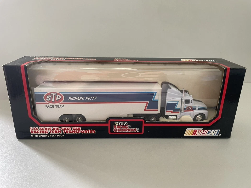 Racing Champions Dale Jarrett Interstate Batteries Transporter 1:64 Diecast Truck