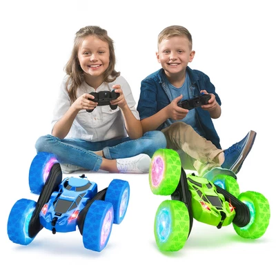 Coche de acrobacias 2.4G RC iluminado vehículo de control remoto juguete abatible azul y verde Foto 1 de 4