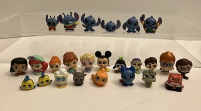 Lote de 25 puntadas Disney Doorables Princesa Nemo Mickey y más Foto 1 de 4