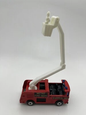 1983 Matchbox Snorkel Fire Engine W/ Bucket Man w Box - Image 1 of 4