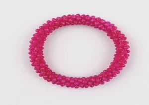 SPARKLY RASPBERRY CRYSTAL GLASS BEAD STRETCHABLE BRACELET - Picture 1 of 8
